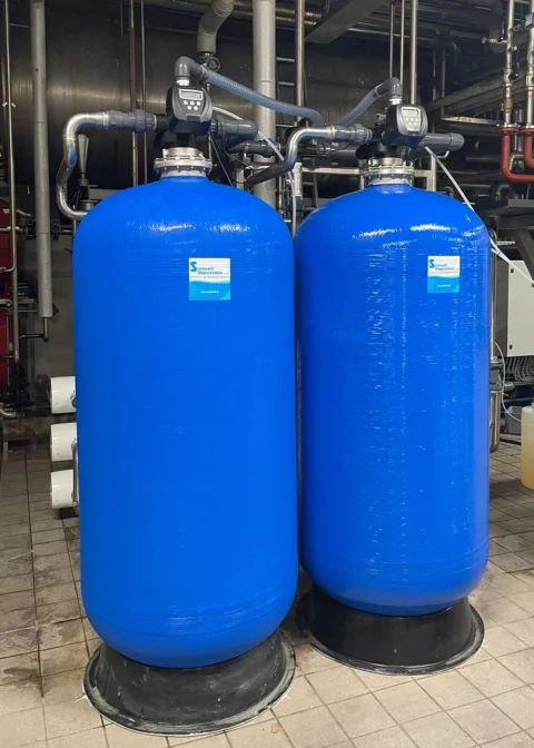 Impianti industriali per piccole e medie portate da 9 a 1000lt di resina